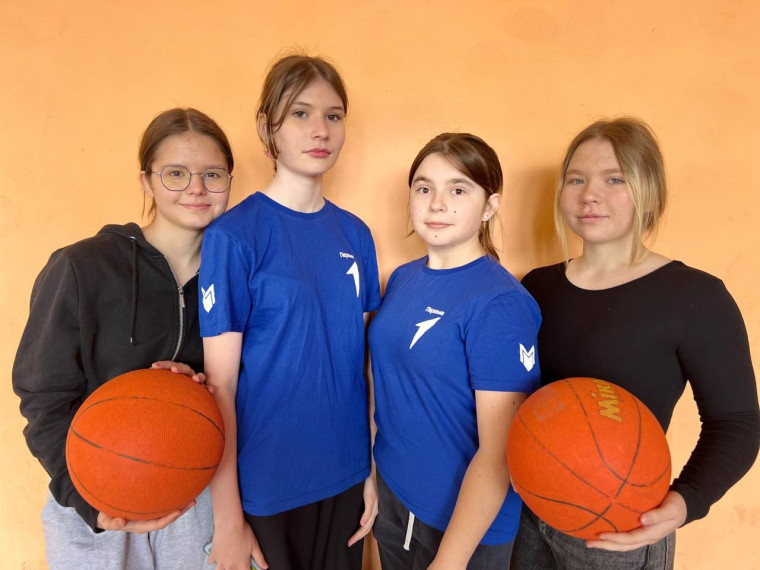 Веселые спортивные игры для четвероклассников!.